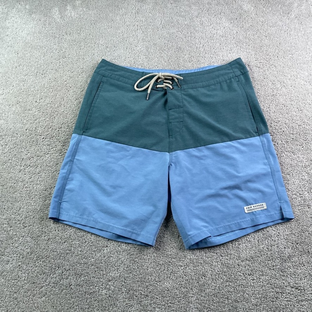 Fair Harbor Jupiter Board Shorts Mens 33 Blue Colorblock Unlined Swim Trunks